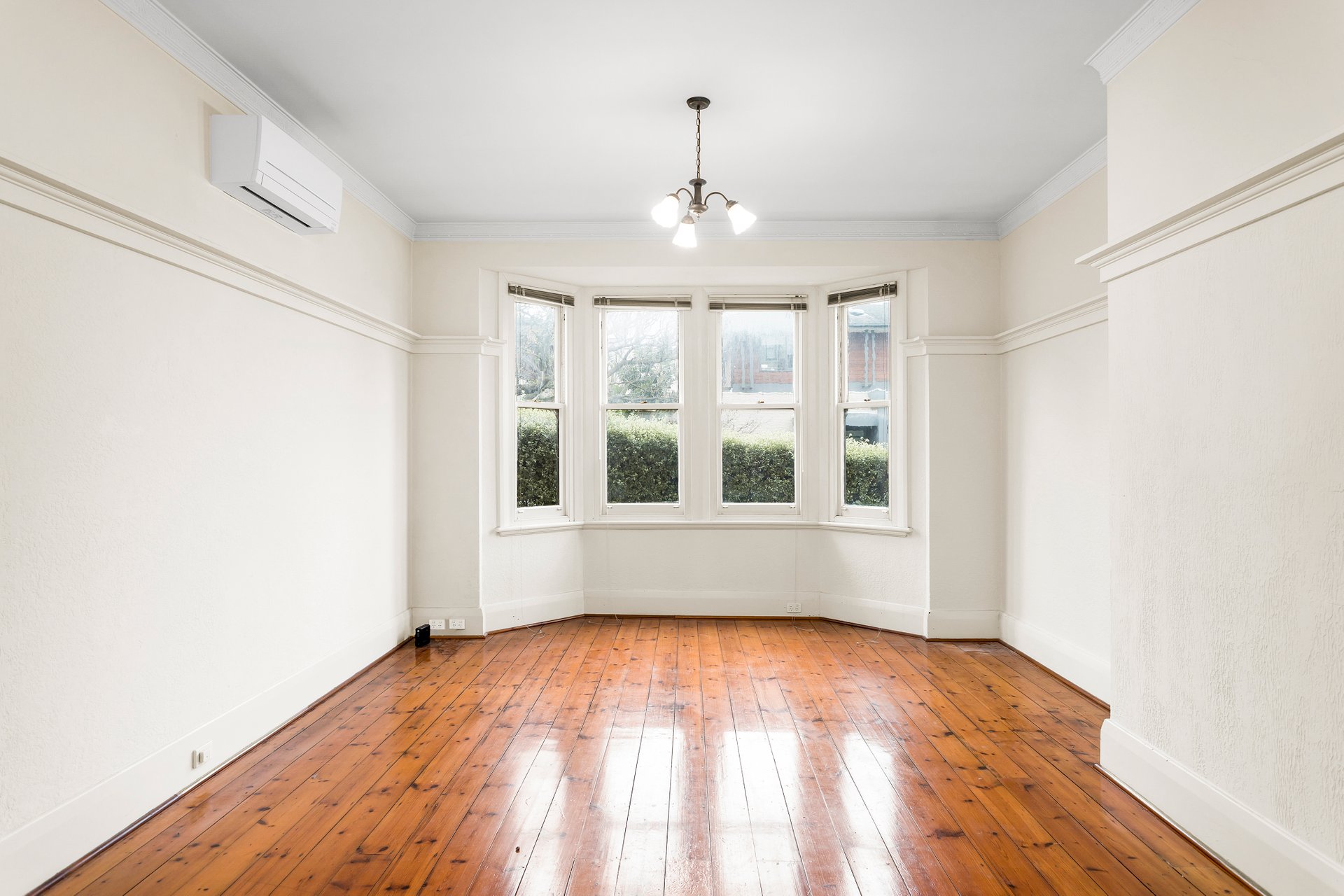 Property Gallery Thumbnail 2