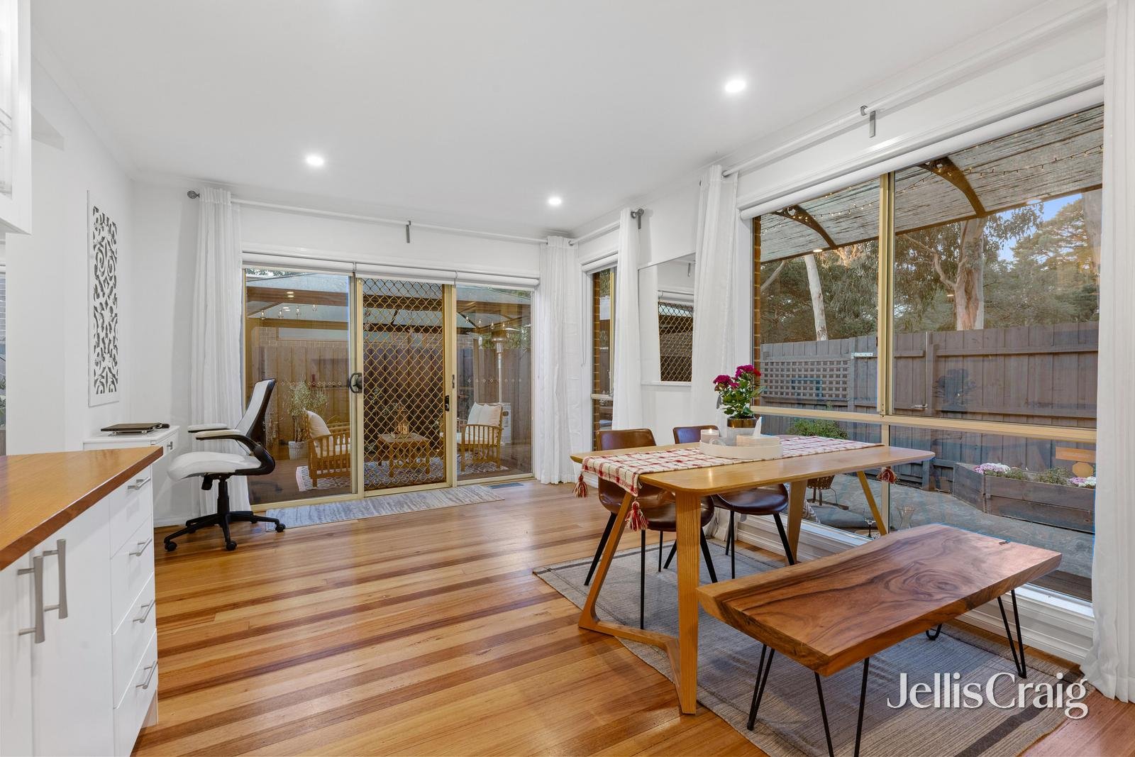 2/271 Springvale Road, Nunawading image 5