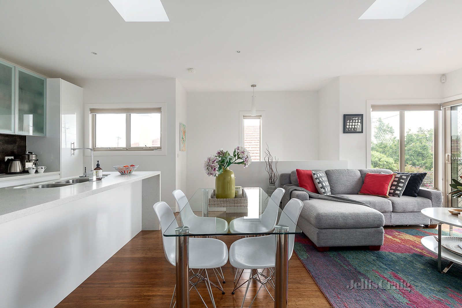 2/274 St Georges Road, Northcote image 1