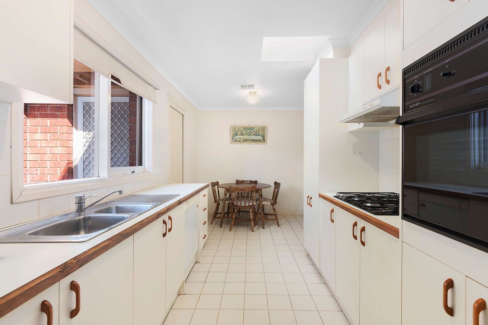 Property Gallery Thumbnail 3