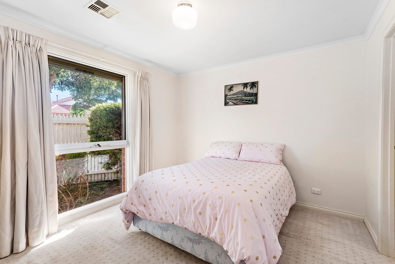 Property Gallery Thumbnail 4