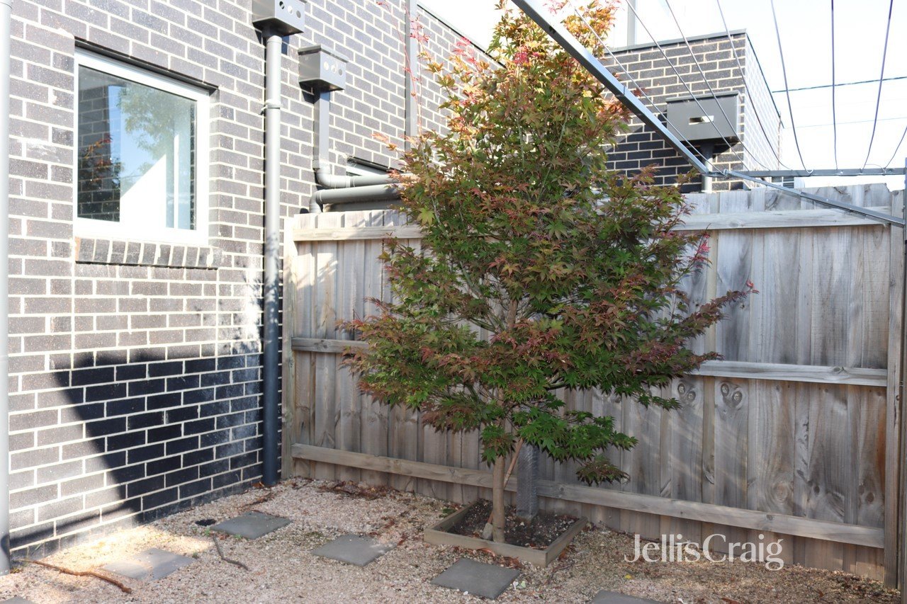 2/276 Reynard Street, Coburg image 10