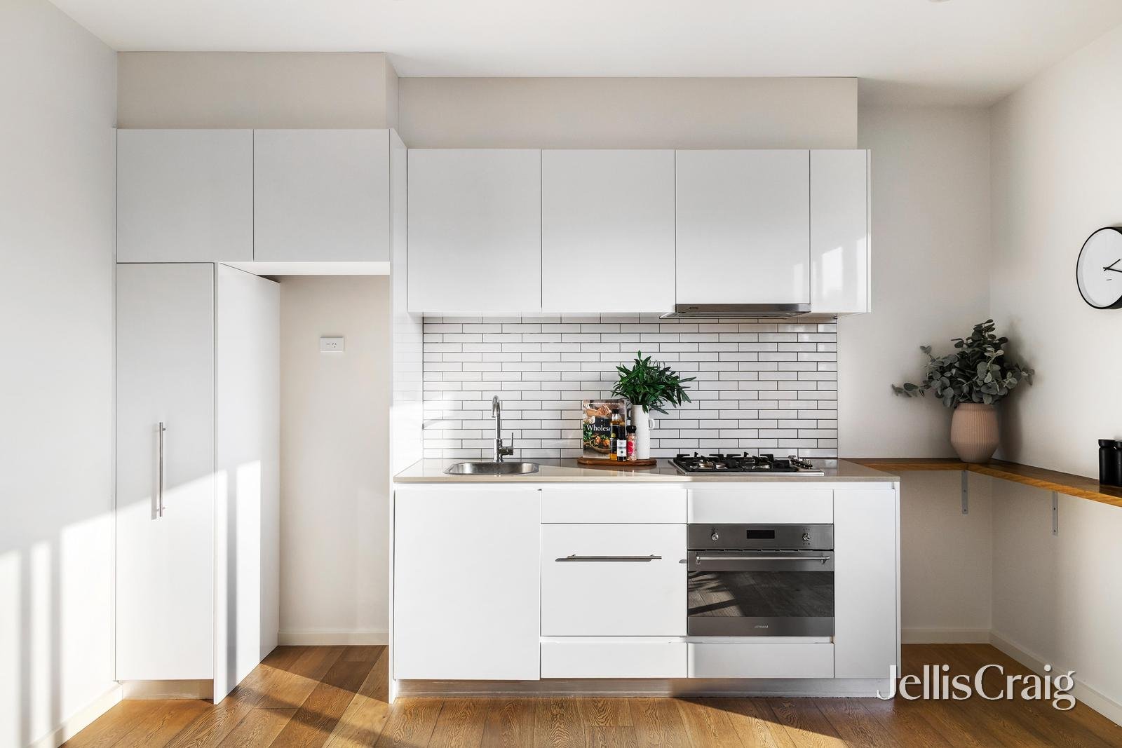 227/8 Garfield Street, Richmond image 3