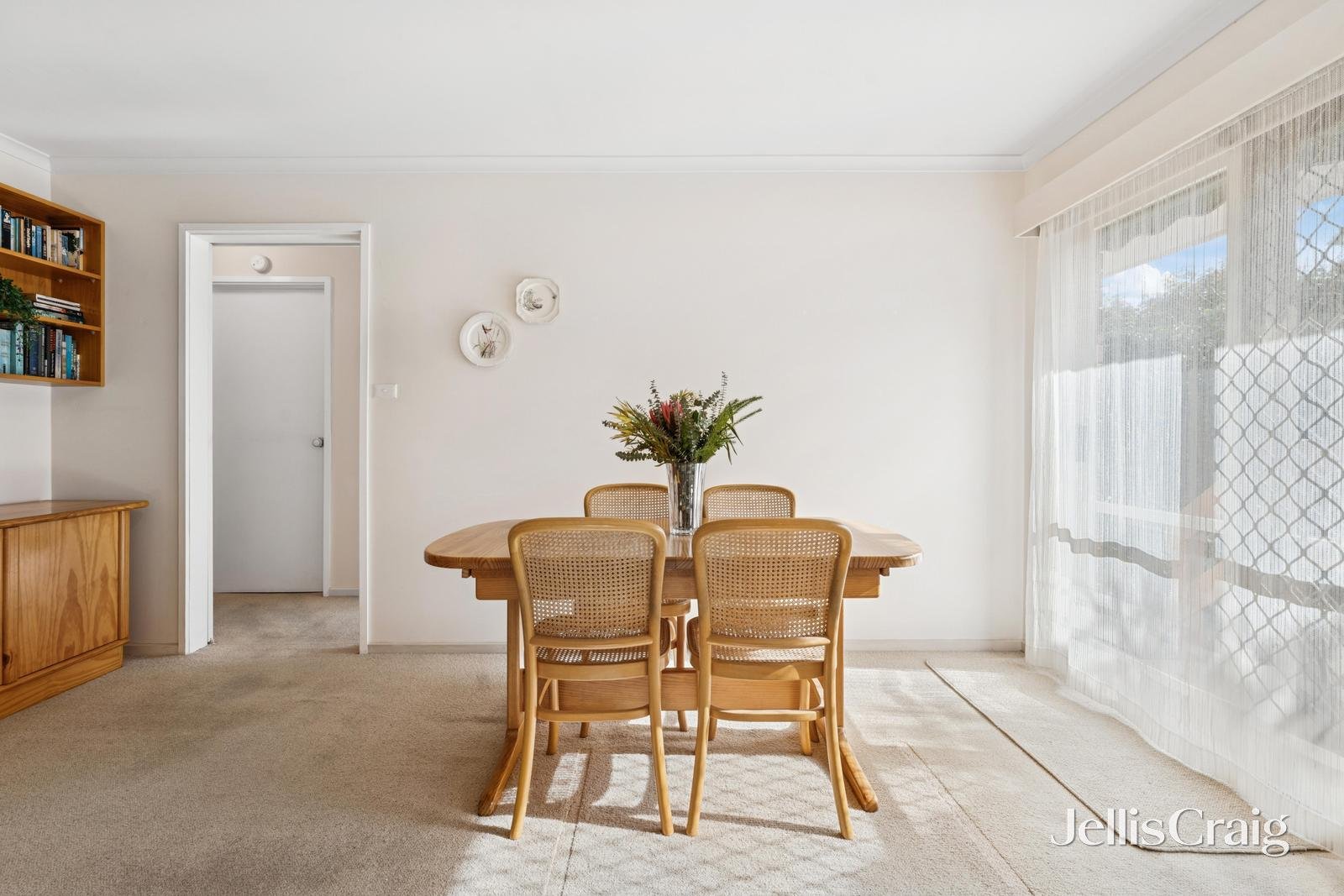 2/28 Barkly Street, Ringwood image 5