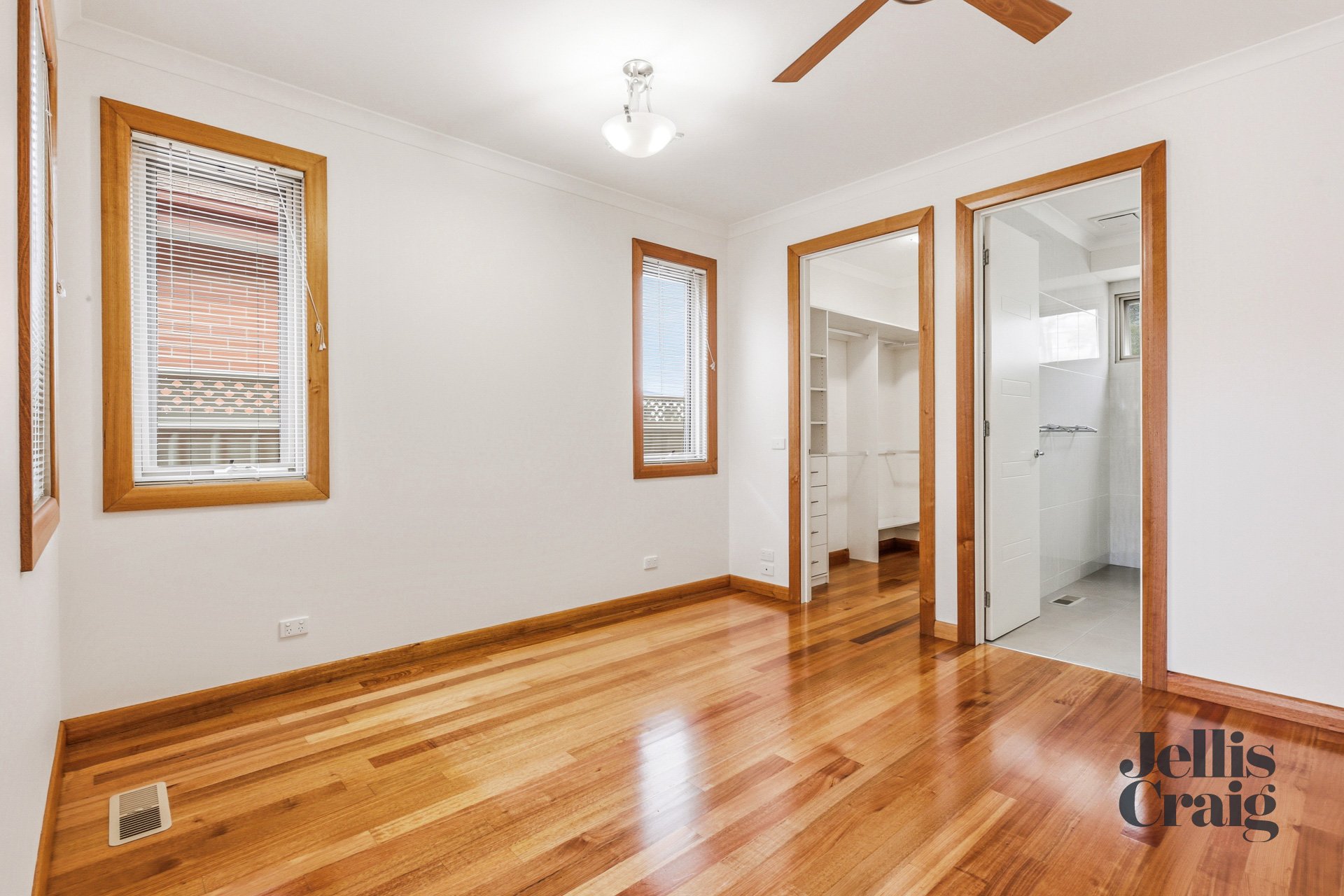 2/28 Diosma Drive, Glen&nbsp;Waverley image 4