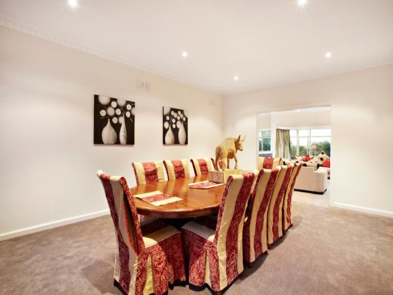 228 Doncaster Road, Balwyn North image 3