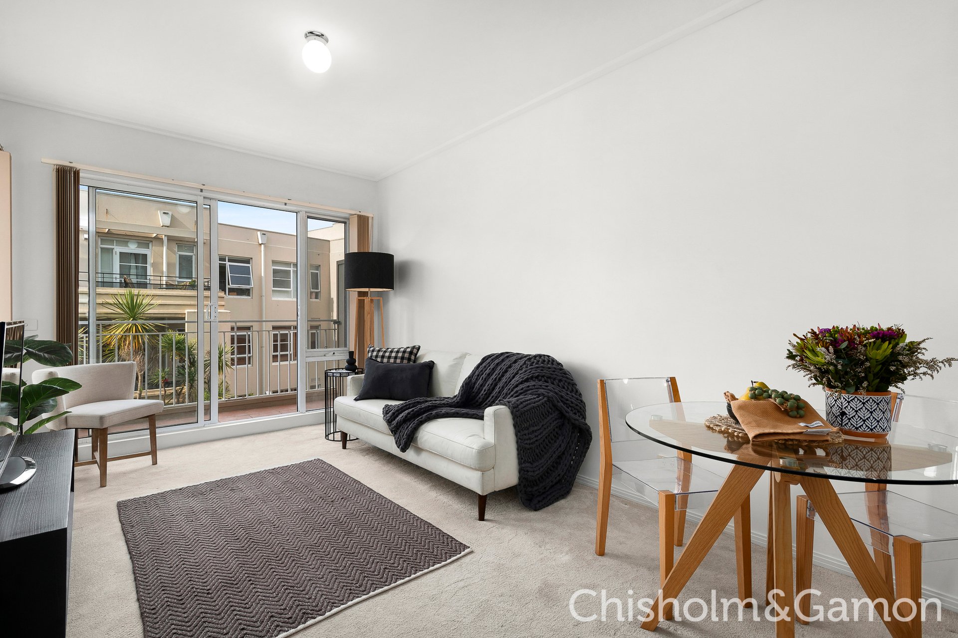 22/8 Graham Street, Port Melbourne image 3