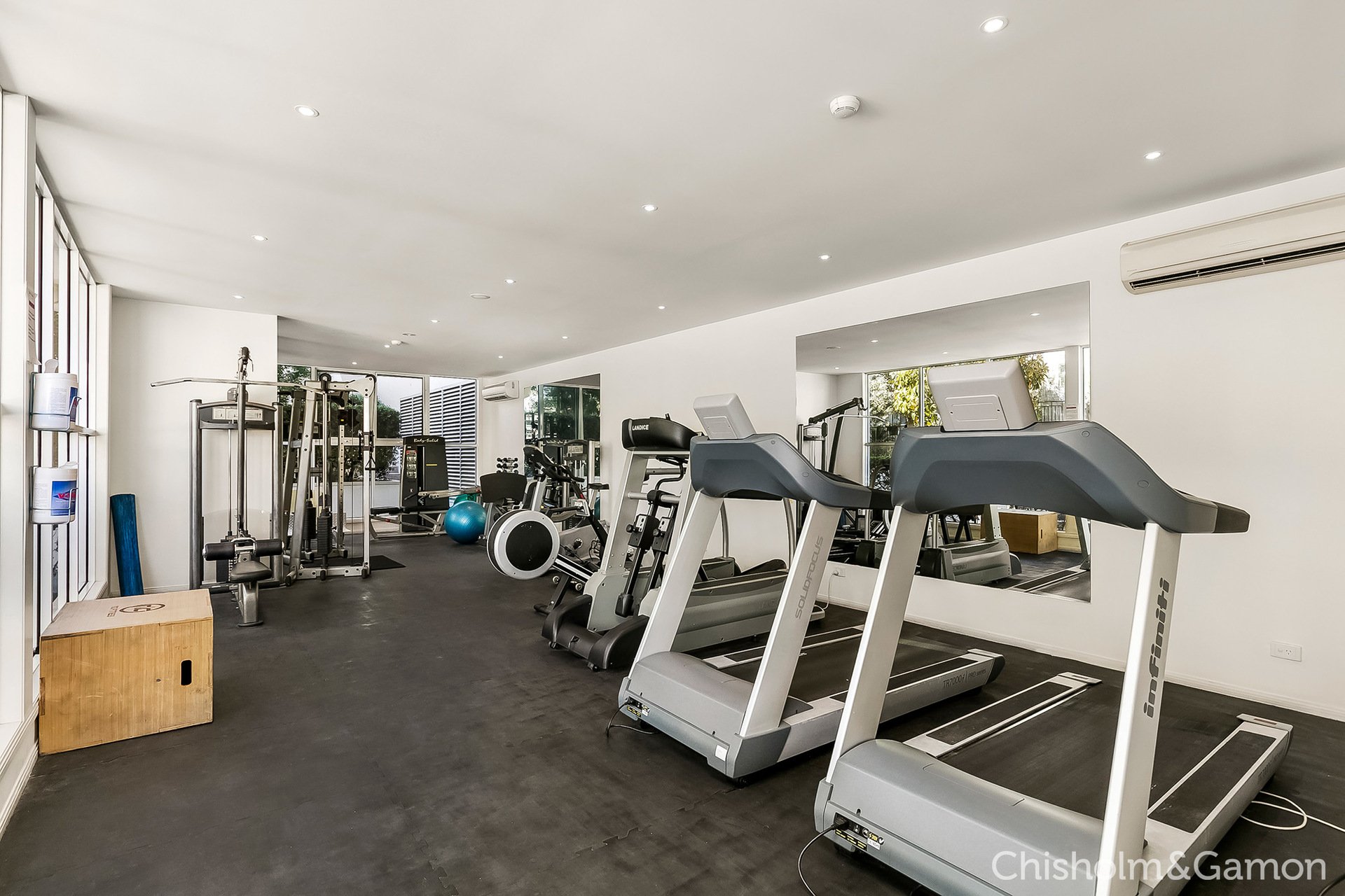 22/8 Graham Street, Port Melbourne image 10