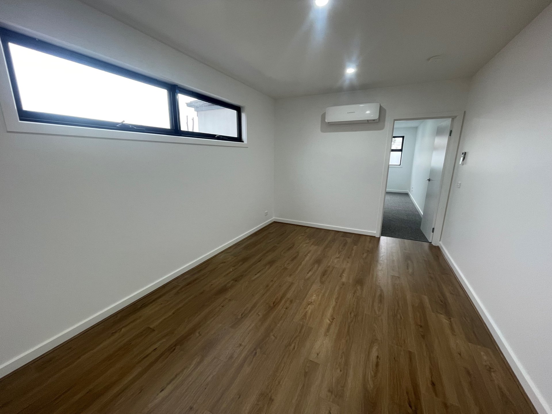 2/28 Haldane Road, Niddrie image 4