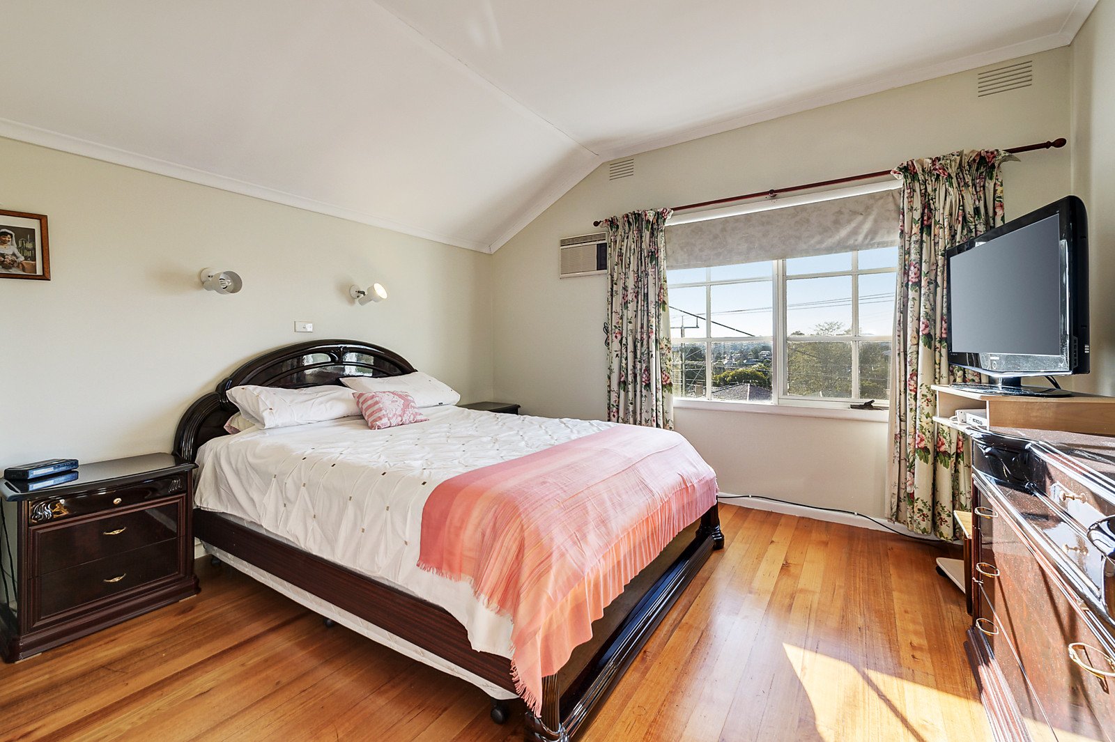 228 Highbury Road, Mount Waverley image 3