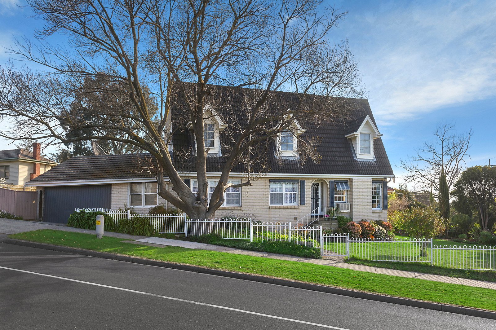 228 Highbury Road, Mount Waverley image 5