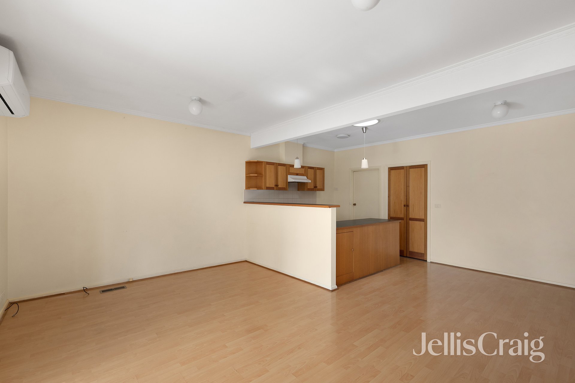 2/28 Hoban Ave, Montmorency image 5