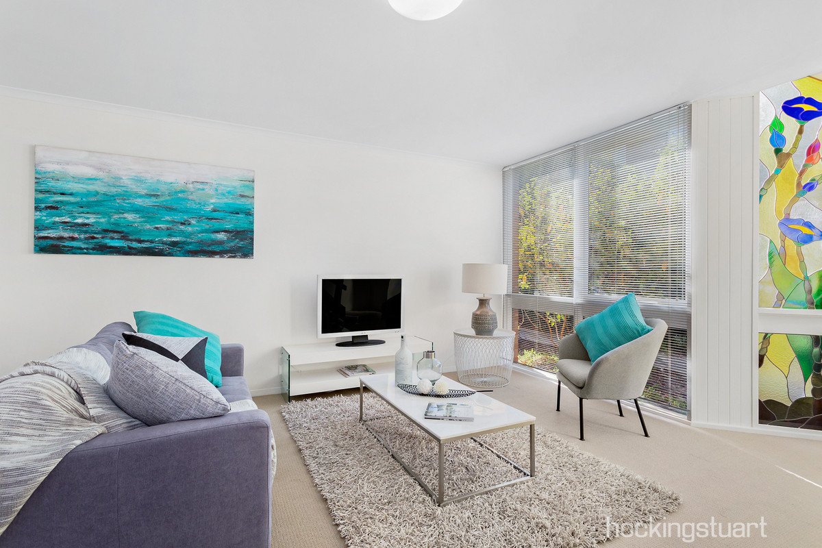 2/28 Liddiard Street, Hawthorn image 1