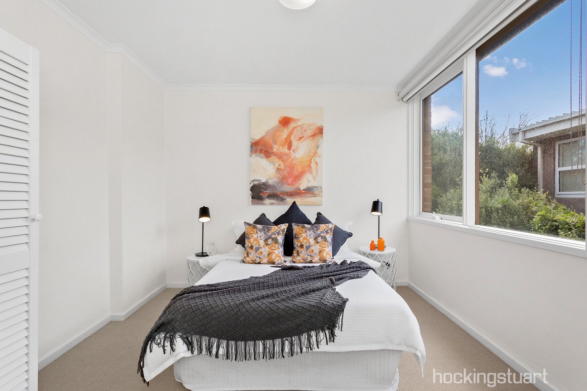 2/28 Liddiard Street, Hawthorn image 8