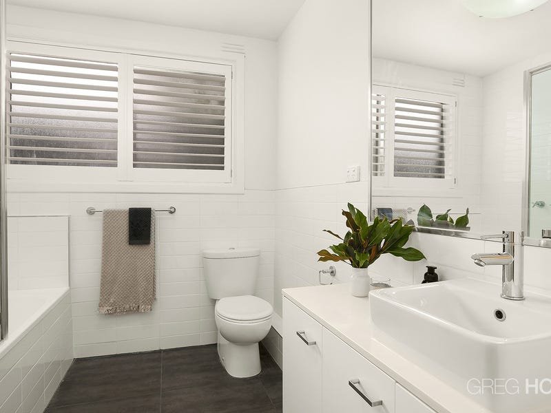 2/28 Patterson Street, Middle Park image 7