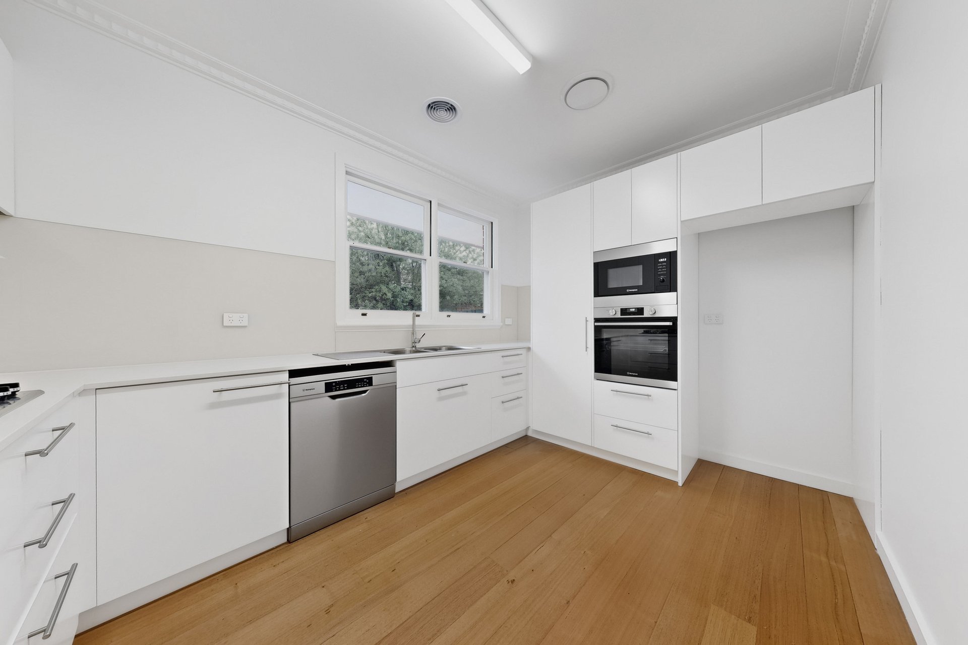 2/28 Seymour Grove, Camberwell image 5