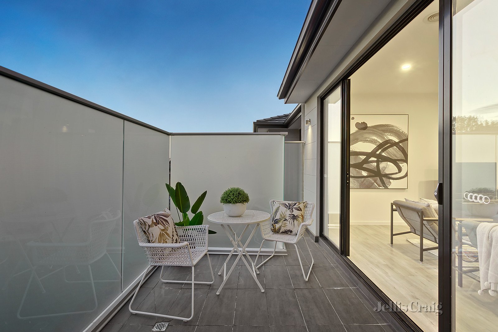 2/28 Westgate Street, Pascoe Vale South image 3