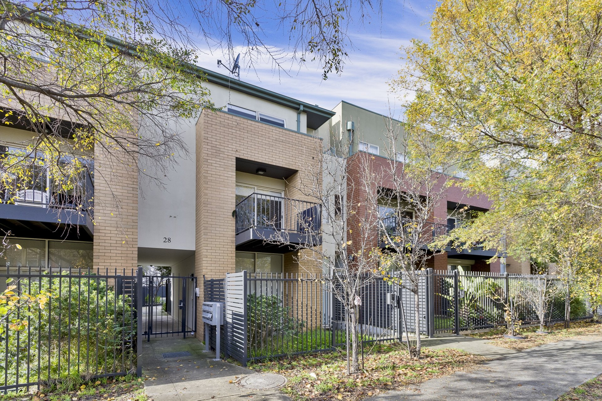 2/28 Wests Road, Maribyrnong image 1