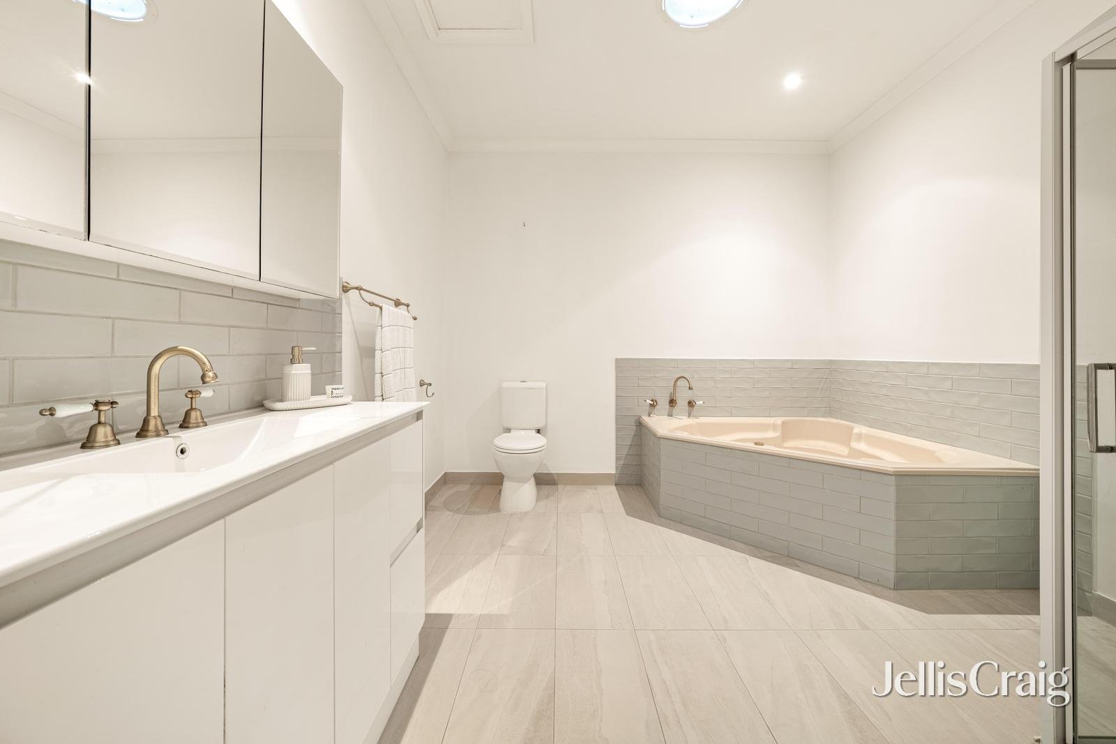 2/282 Nepean Highway, Edithvale image 9