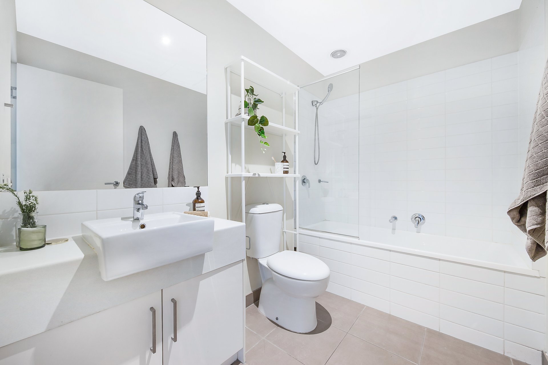 228/270 Springvale Road, Glen Waverley image 8