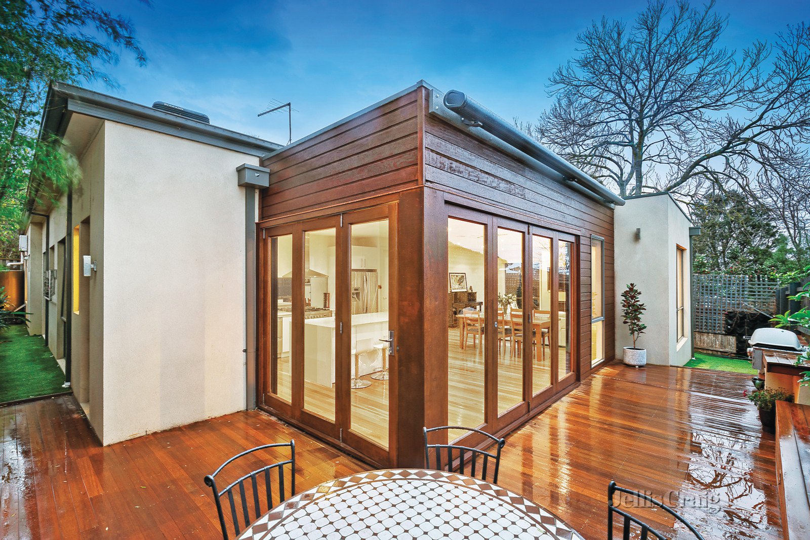 2/283 Elgar Road, Surrey Hills image 2
