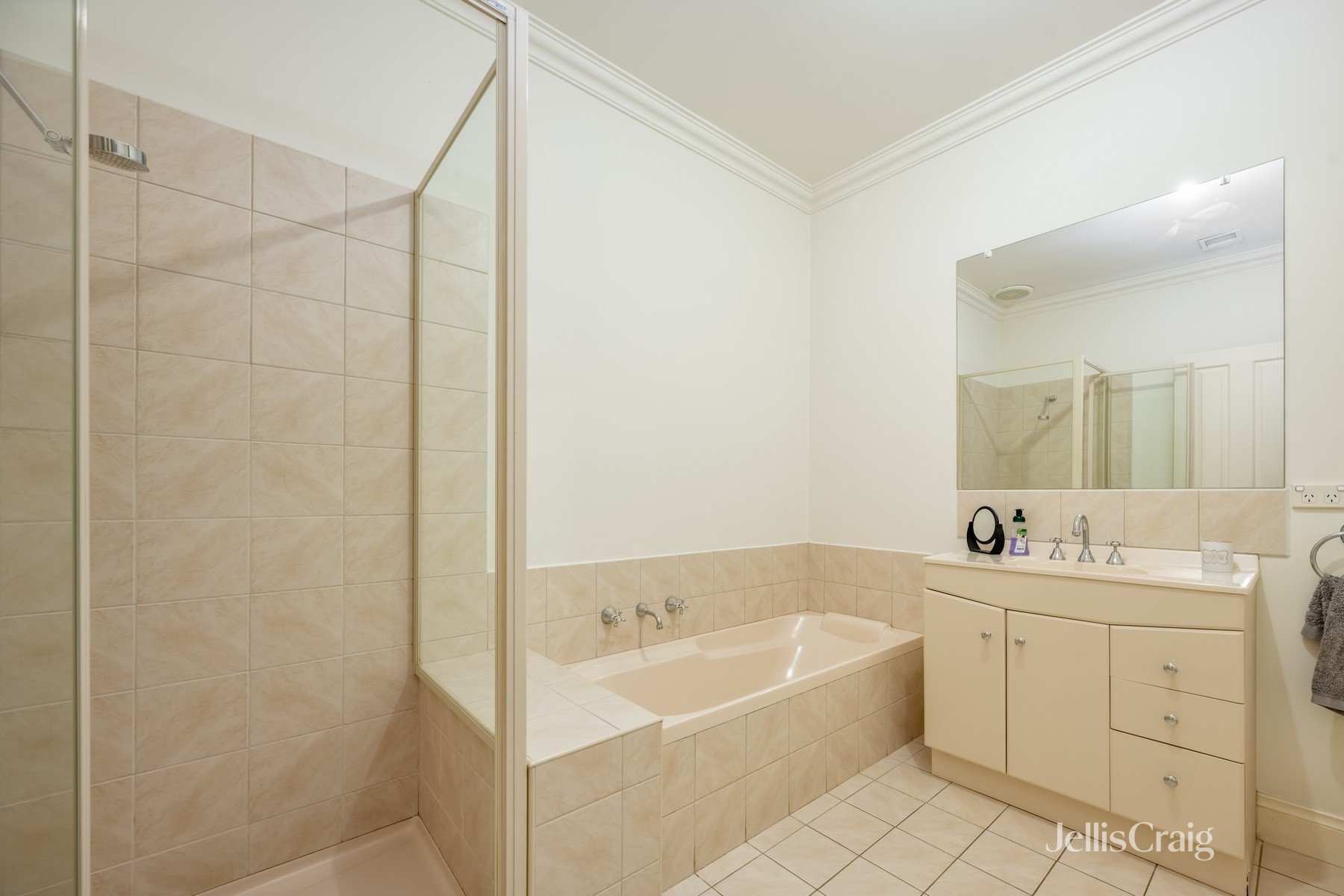 2/283 Tyler Street, Preston image 5