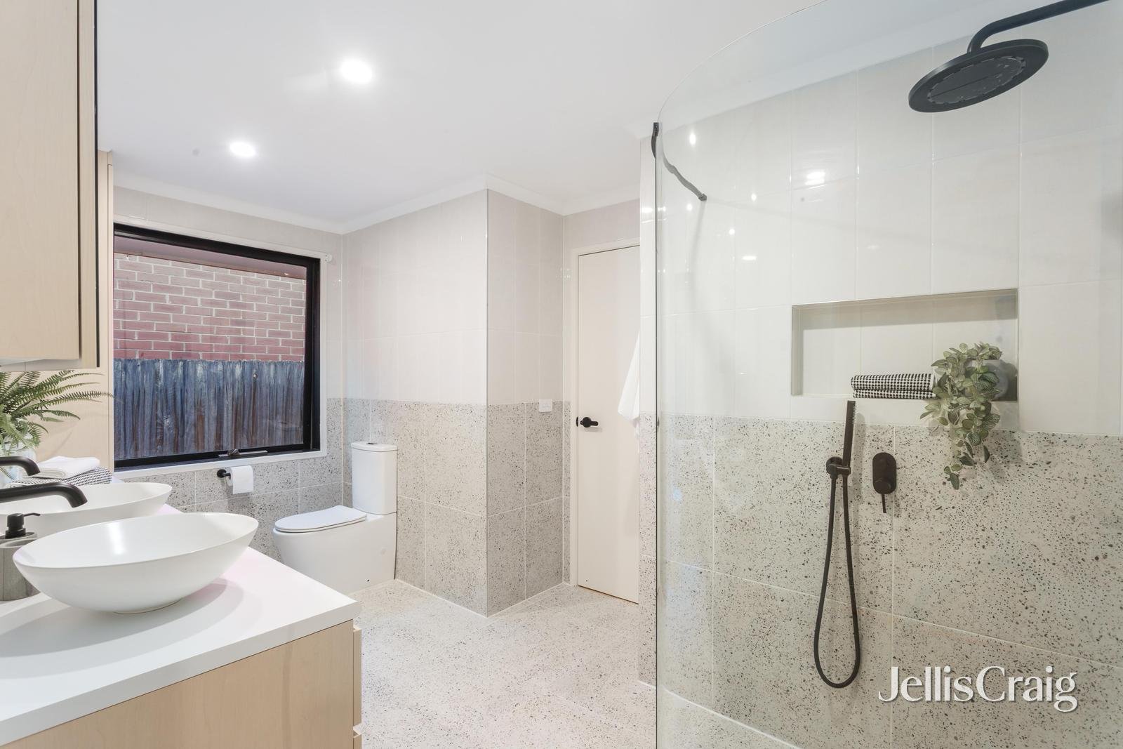 2/284 Mont Albert Road, Surrey Hills image 10