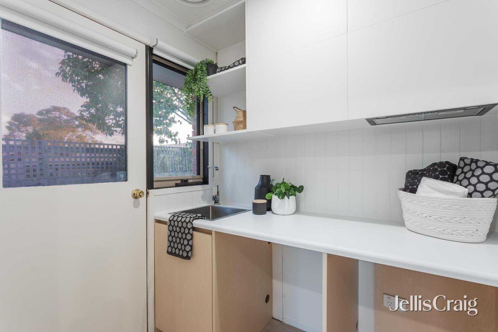 2/284 Mont Albert Road, Surrey Hills image 13