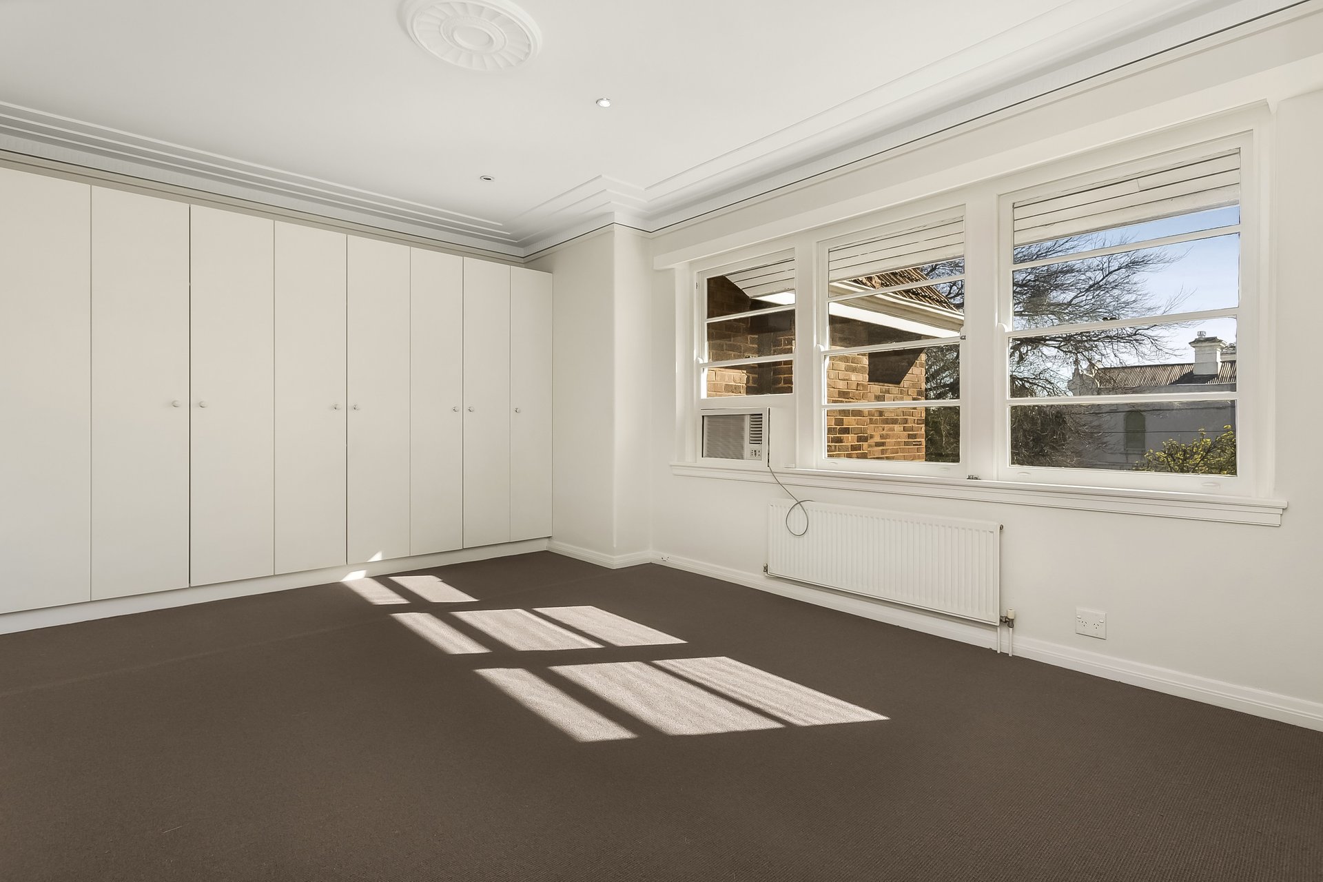 Property Gallery Thumbnail 2