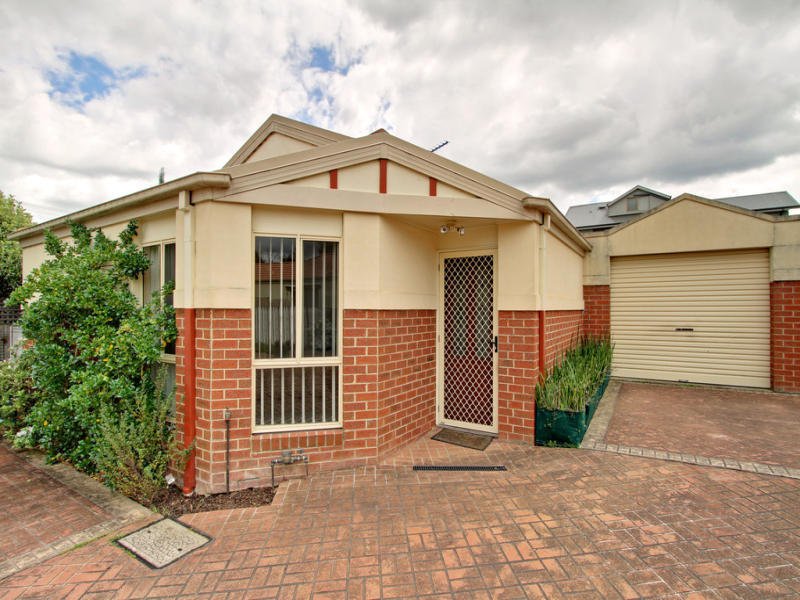 2/287 Mt Dandenong Road, Croydon image 1