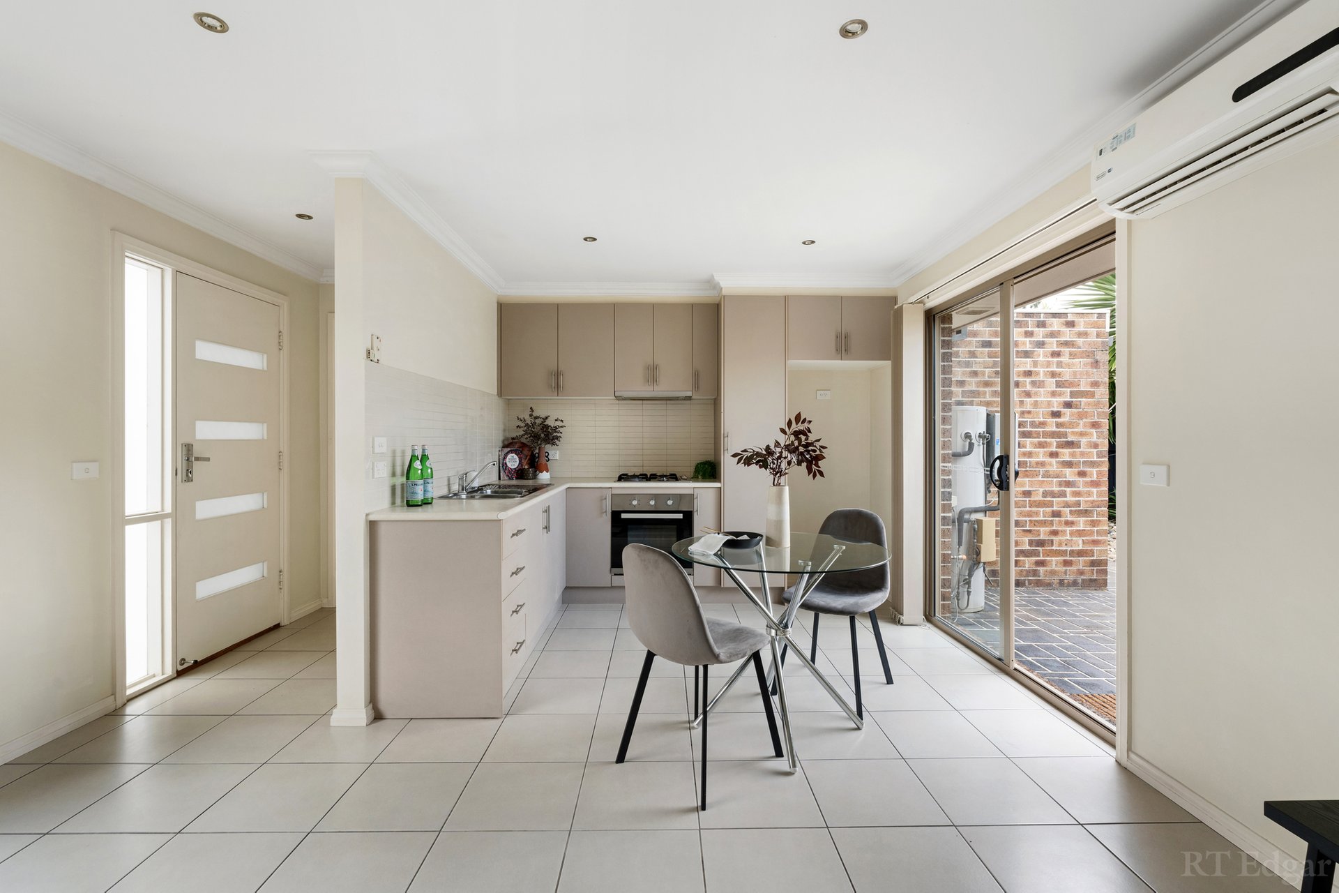 Property Gallery Thumbnail 2