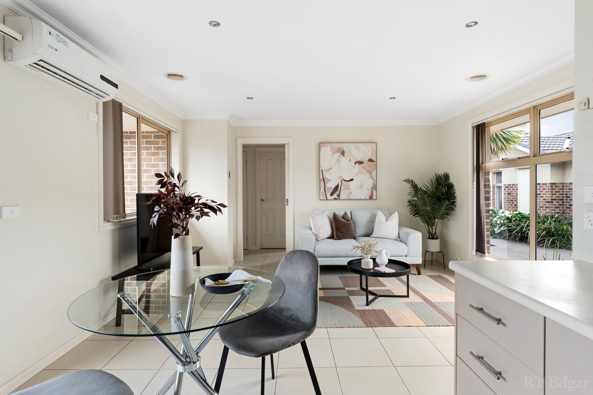 Property Gallery Thumbnail 3