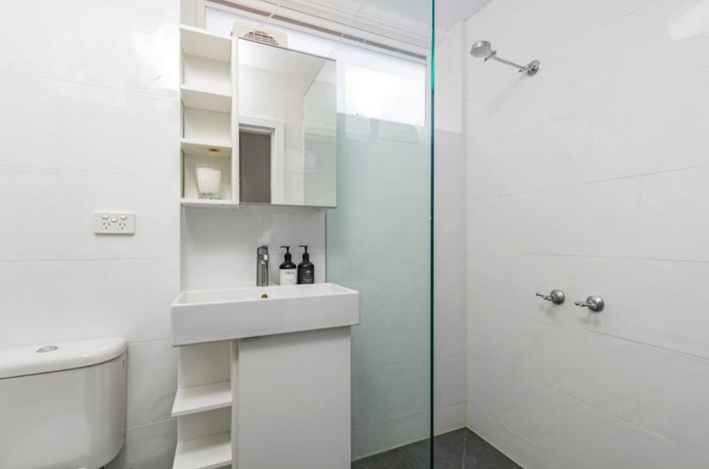 2/29 Alma Grove, St Kilda image 7