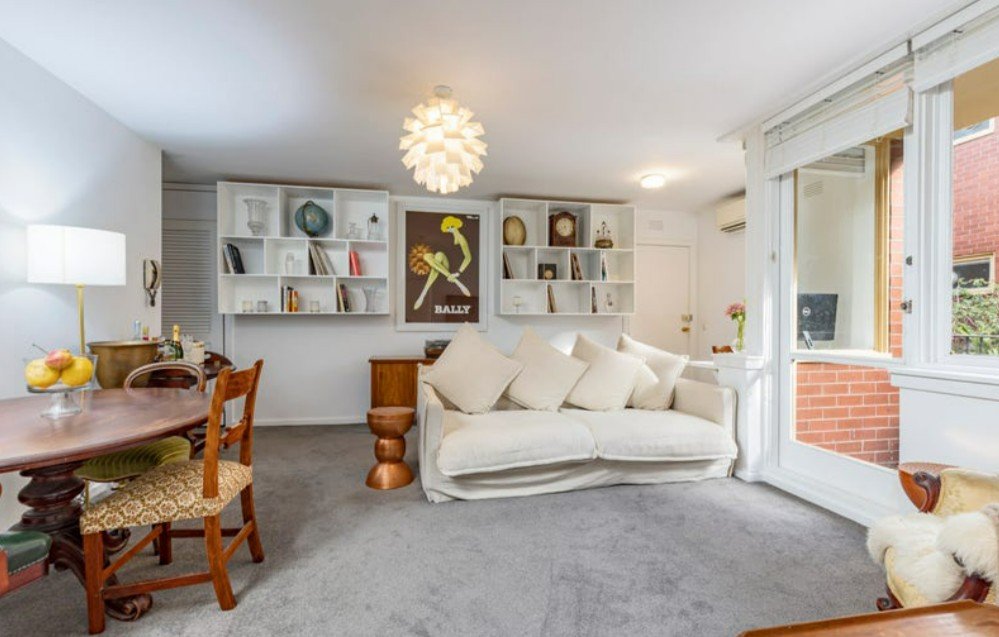 2/29 Alma Grove, St Kilda image 3