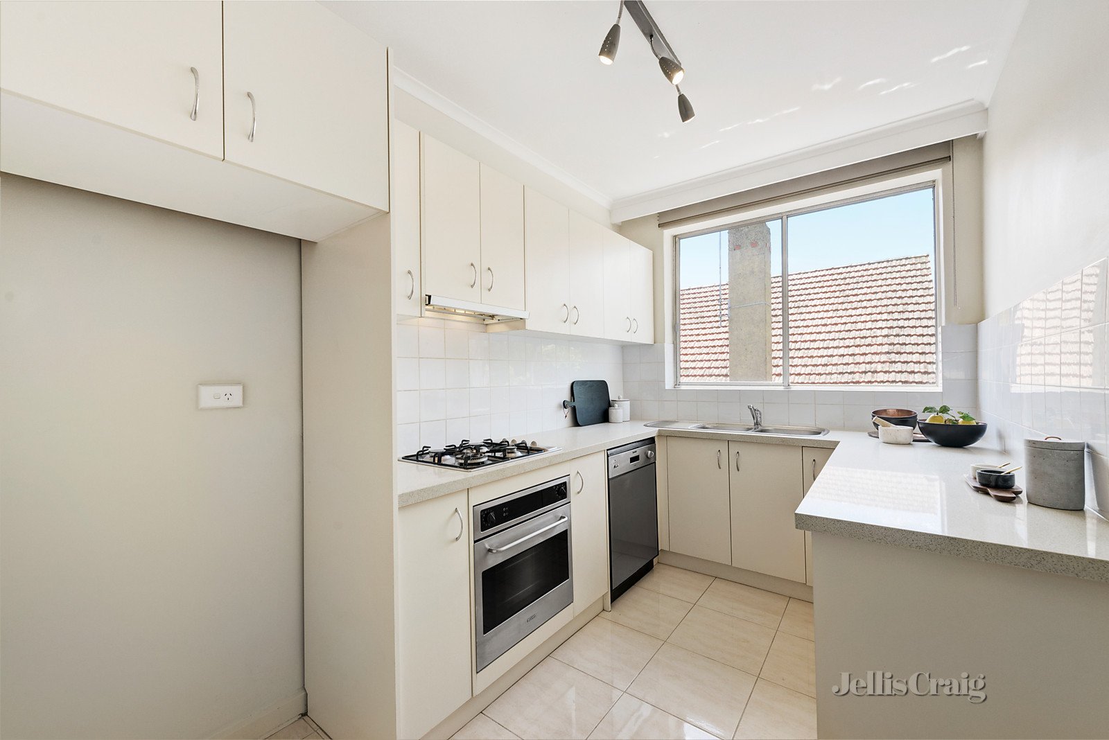 2/29 Barrington Avenue, Kew image 5