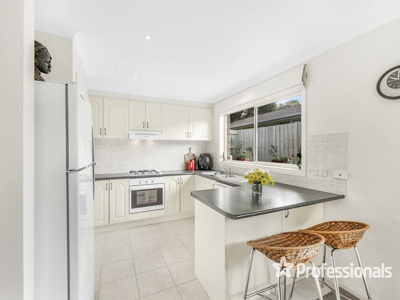 2/29 Bayswater Road, Croydon image 5