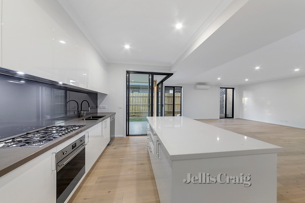 2/29 Blue Hills Avenue, Mount Waverley image 2