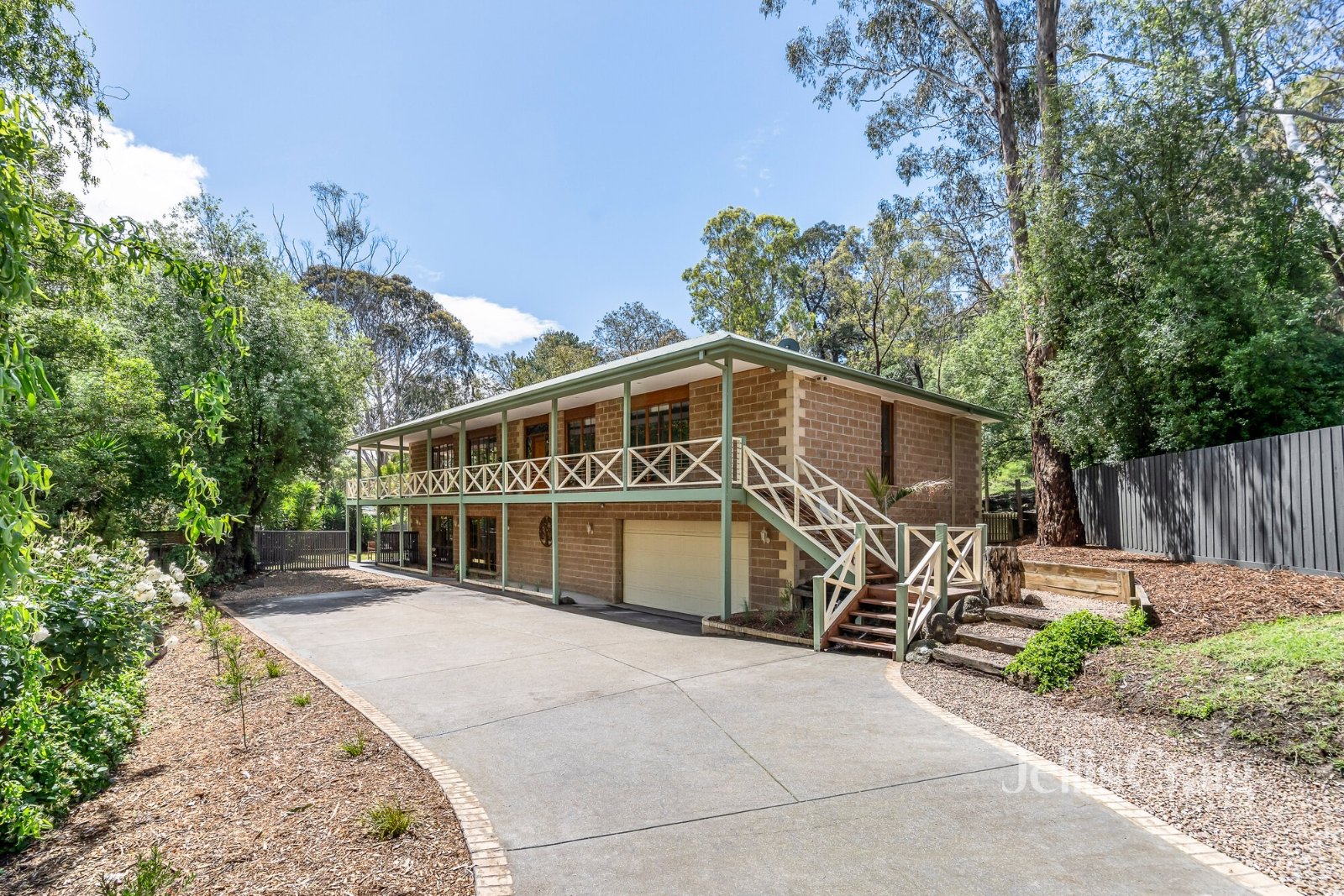 2/29 Cherry Tree Road, Hurstbridge image 1