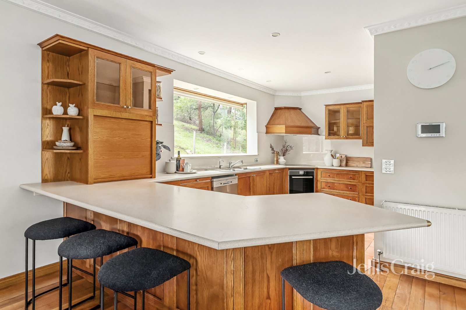 2/29 Cherry Tree Road, Hurstbridge image 2