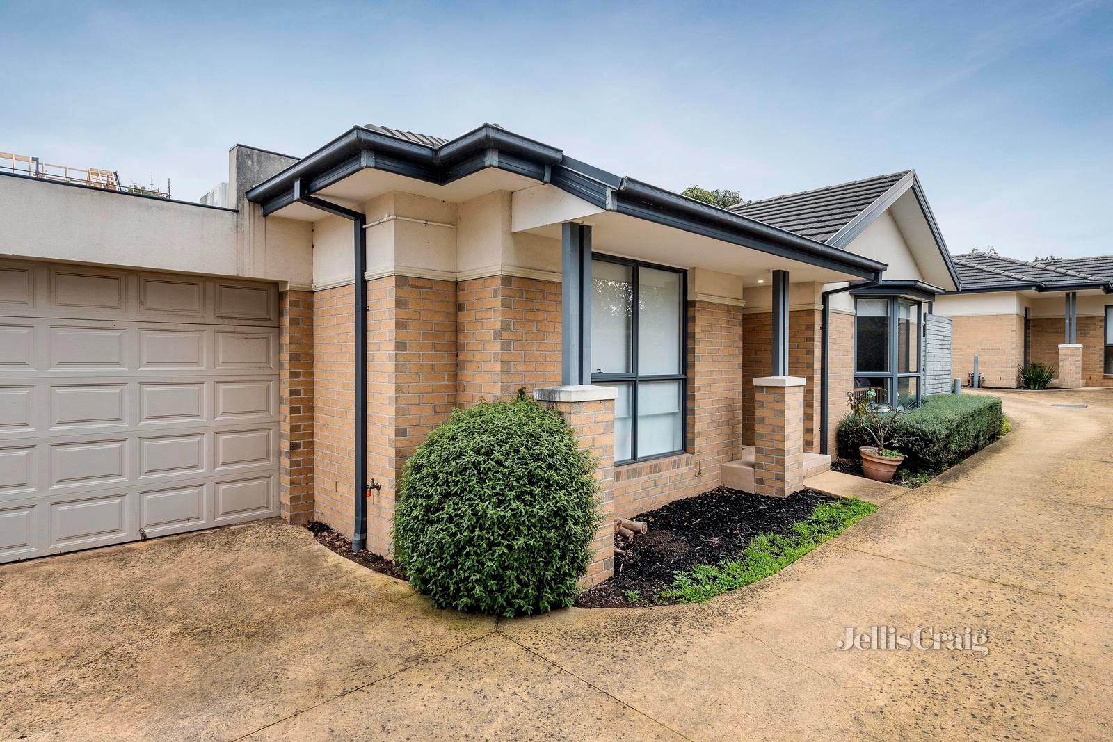 2/29 Hillside Road, Rosanna image 1