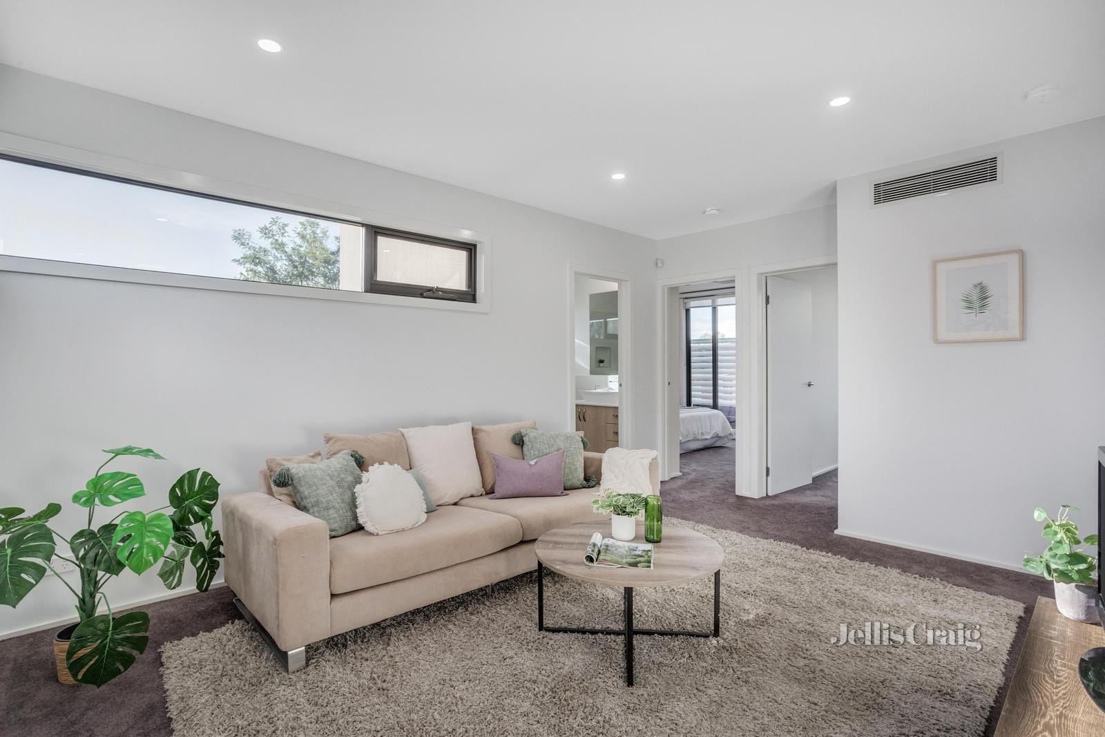 2/29 Romoly Drive, Forest Hill image 5