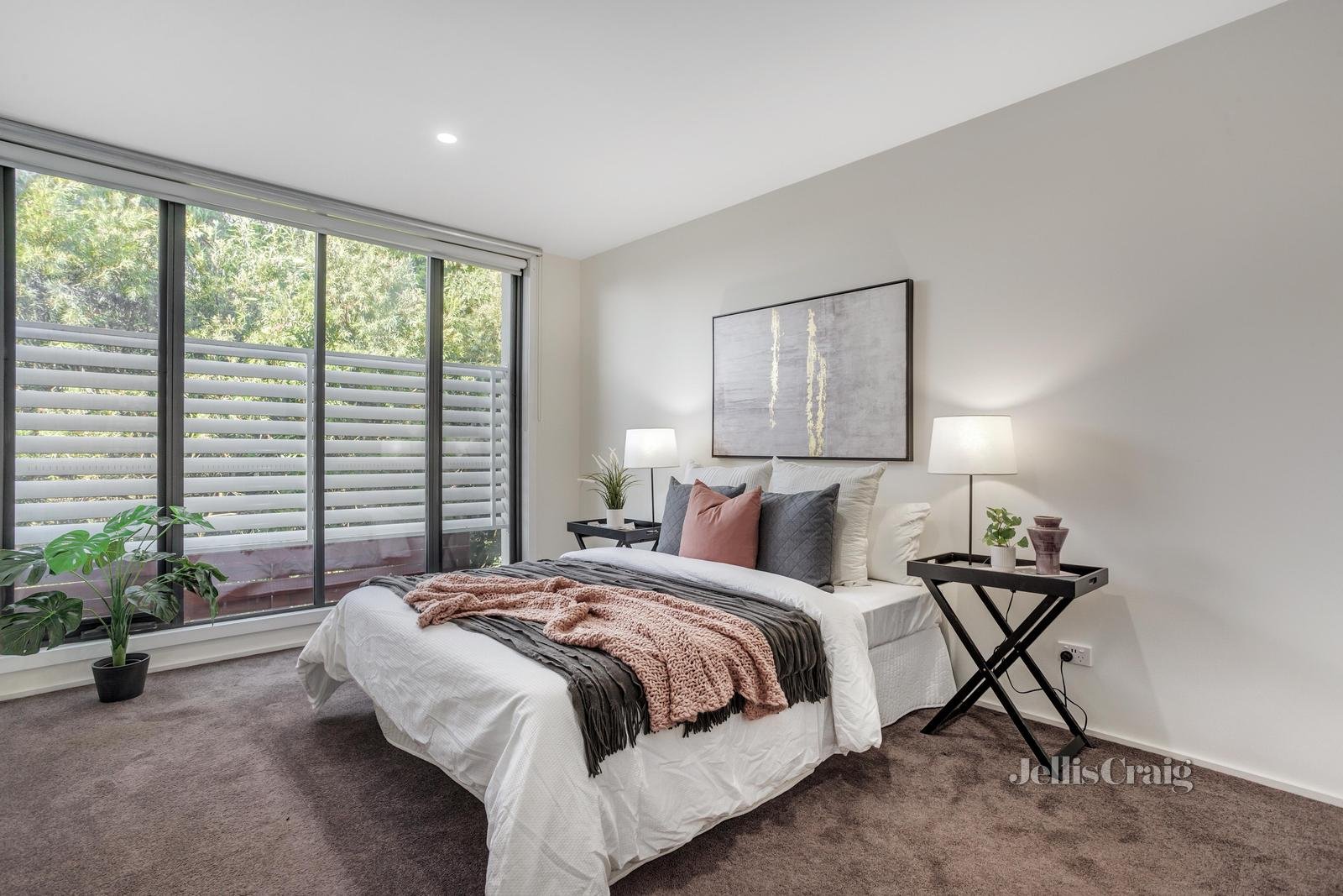 2/29 Romoly Drive, Forest Hill image 7