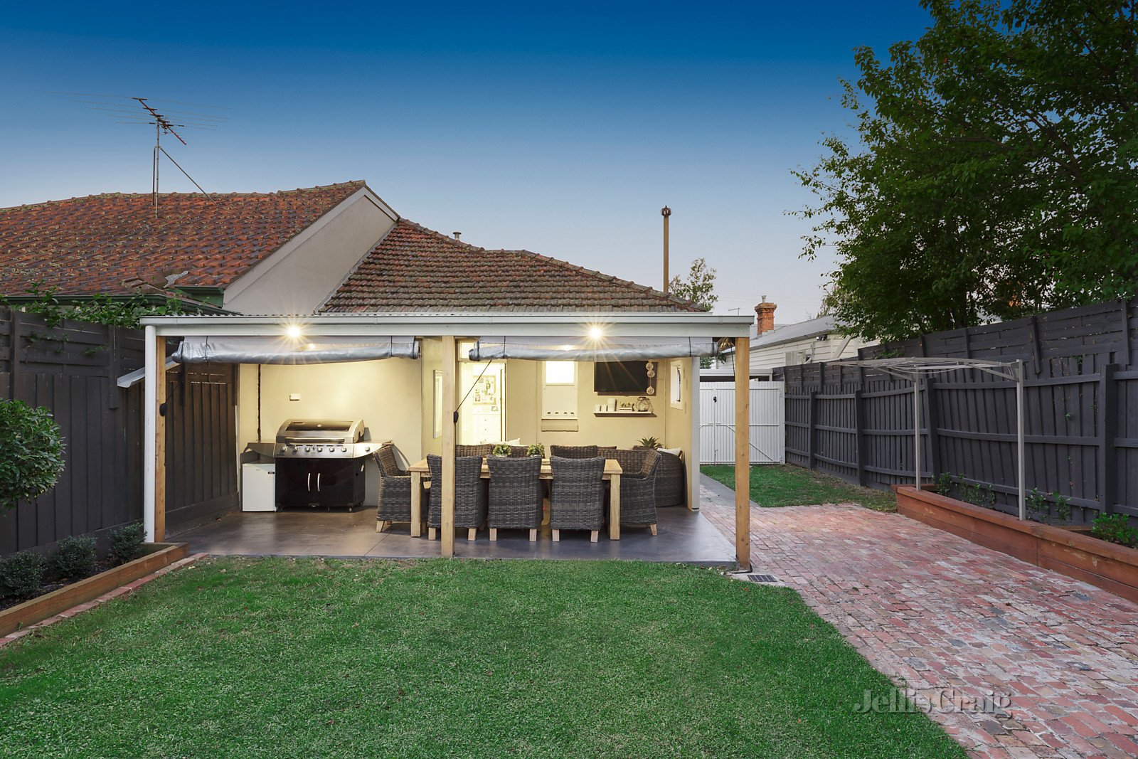 229 Tooronga Road, Glen Iris image 4