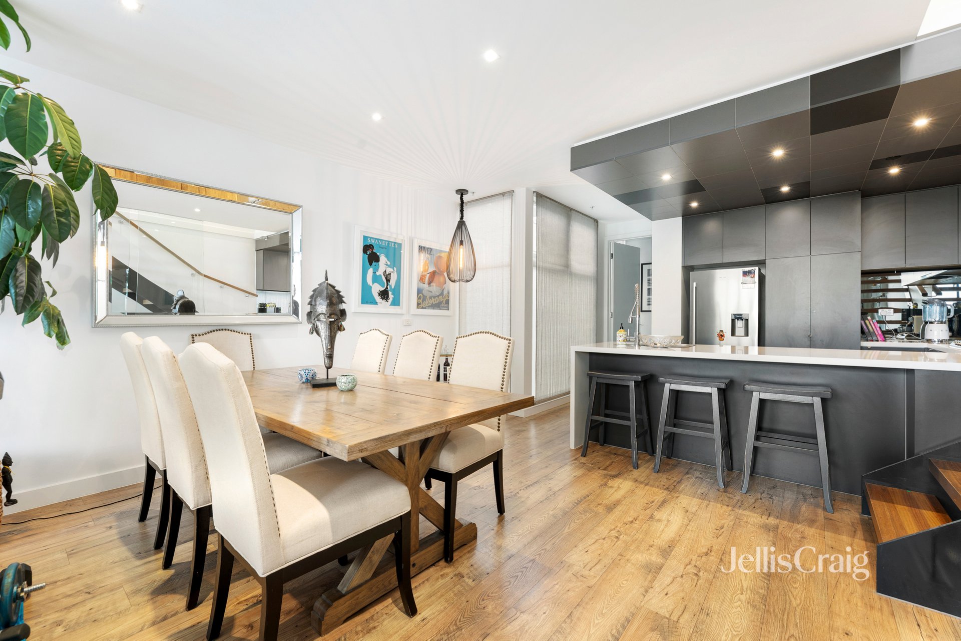 229/15 Lithgow Street, Abbotsford image 3