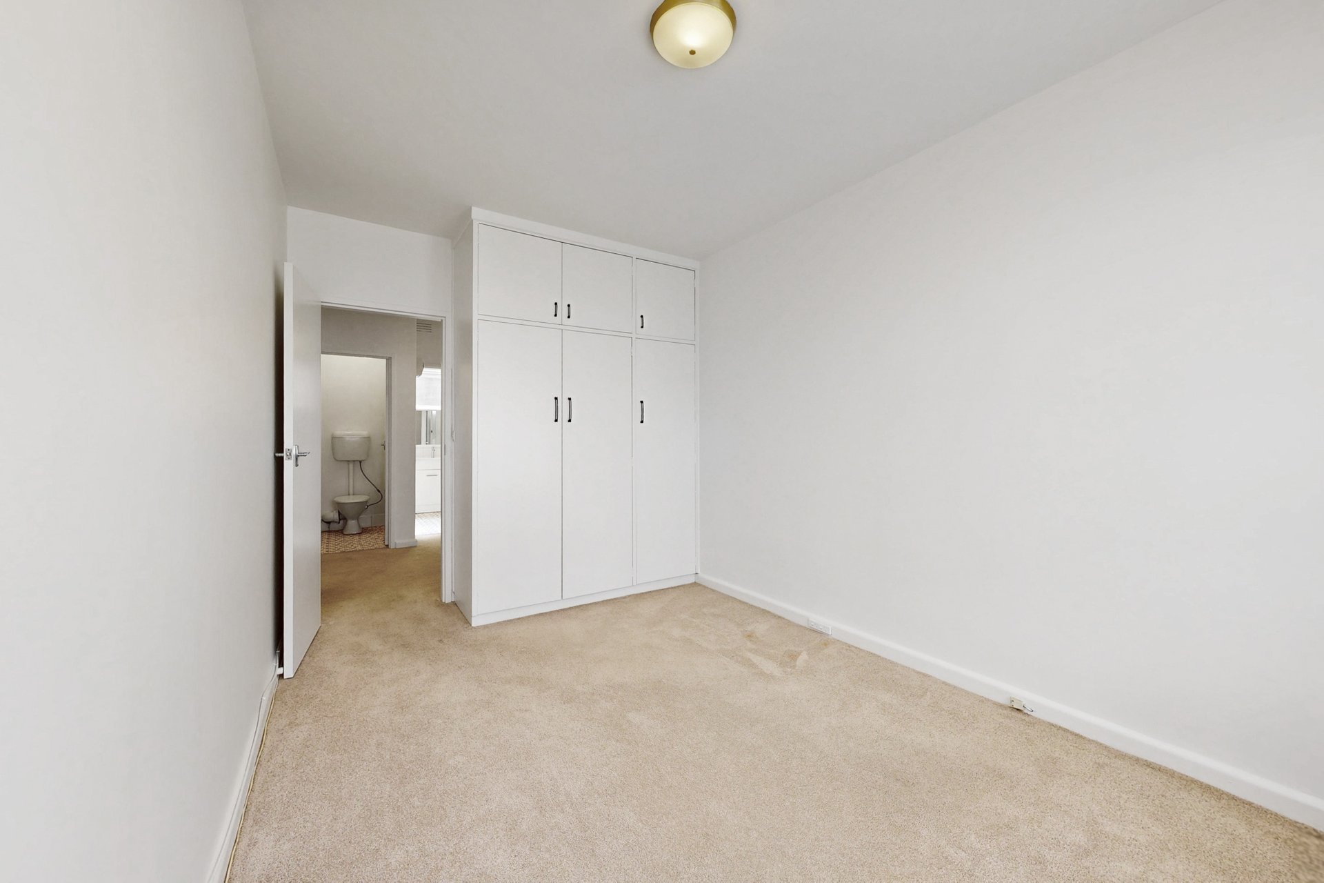 2/293 Kooyong Road, Elsternwick image 9