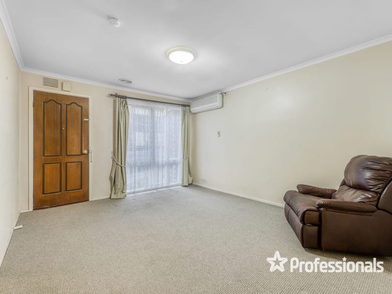 2/293 Mt Dandenong Road, Croydon image 3