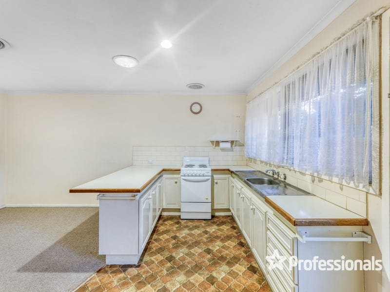 2/293 Mt Dandenong Road, Croydon image 4