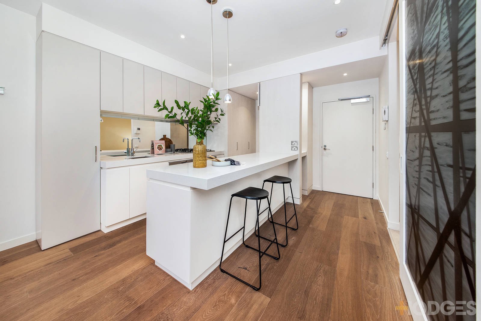 229 / 380 Bay Street Brighton