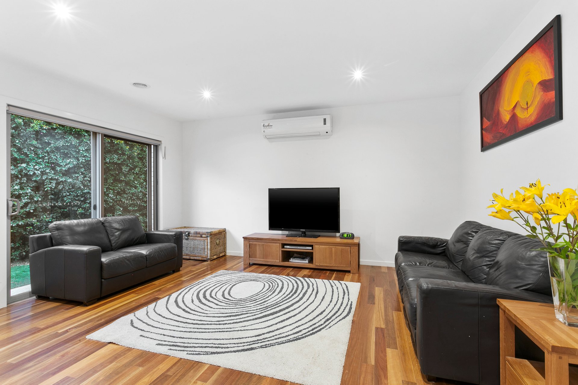 Property Gallery Thumbnail 4