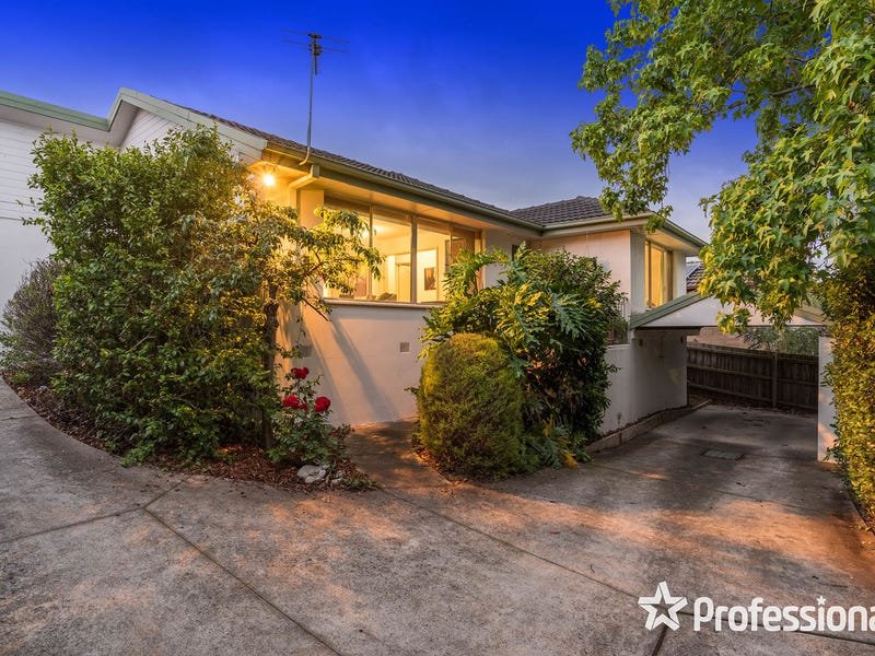 22A Greenslopes Drive, Mooroolbark image 1